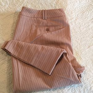 New York & Company capri pants. Size 16. Like new!